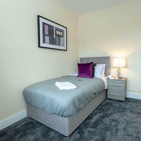 4 Bed Home, Driveway Parking Ideally Located In Latchford, Warrington - Executive St Marys House Eksteriør billede