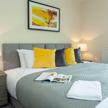 4 Bed Home, Driveway Parking Ideally Located In Latchford, Warrington - Executive St Marys House Eksteriør billede