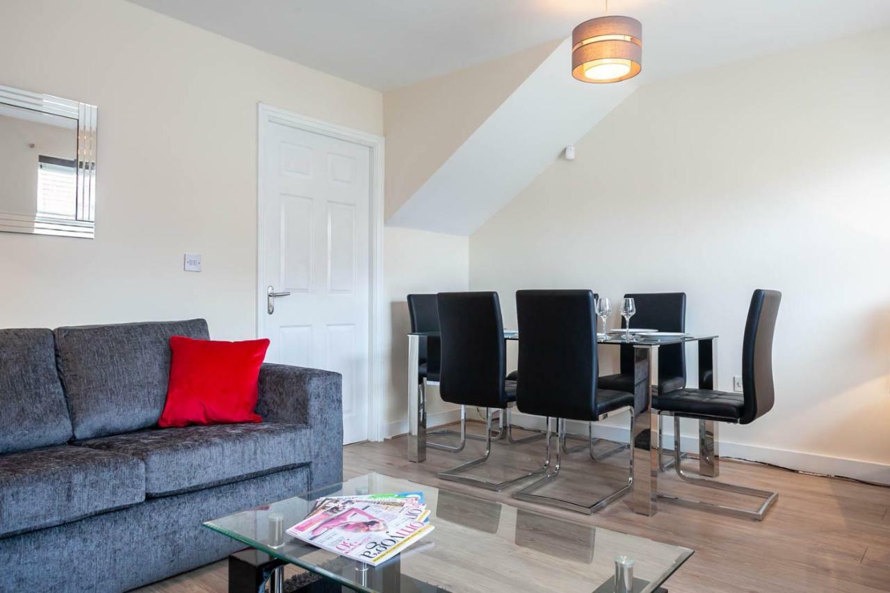 4 Bed Home, Driveway Parking Ideally Located In Latchford, Warrington - Executive St Marys House Eksteriør billede